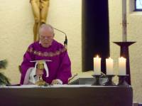pfarrer.schmidt.80.geburtstag.altar.2.jpg