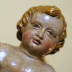 Jesus auf dem Arm von Josef in der Kreuzkapelle