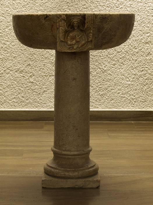 taufstein.jpg