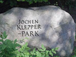 gedenkstein.jochen-klepper-park.jpg